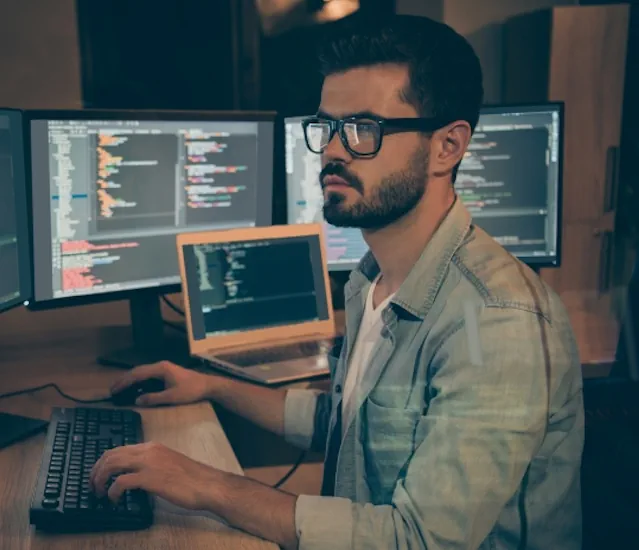 IT professional focused on monitoring and managing business network infrastructure.